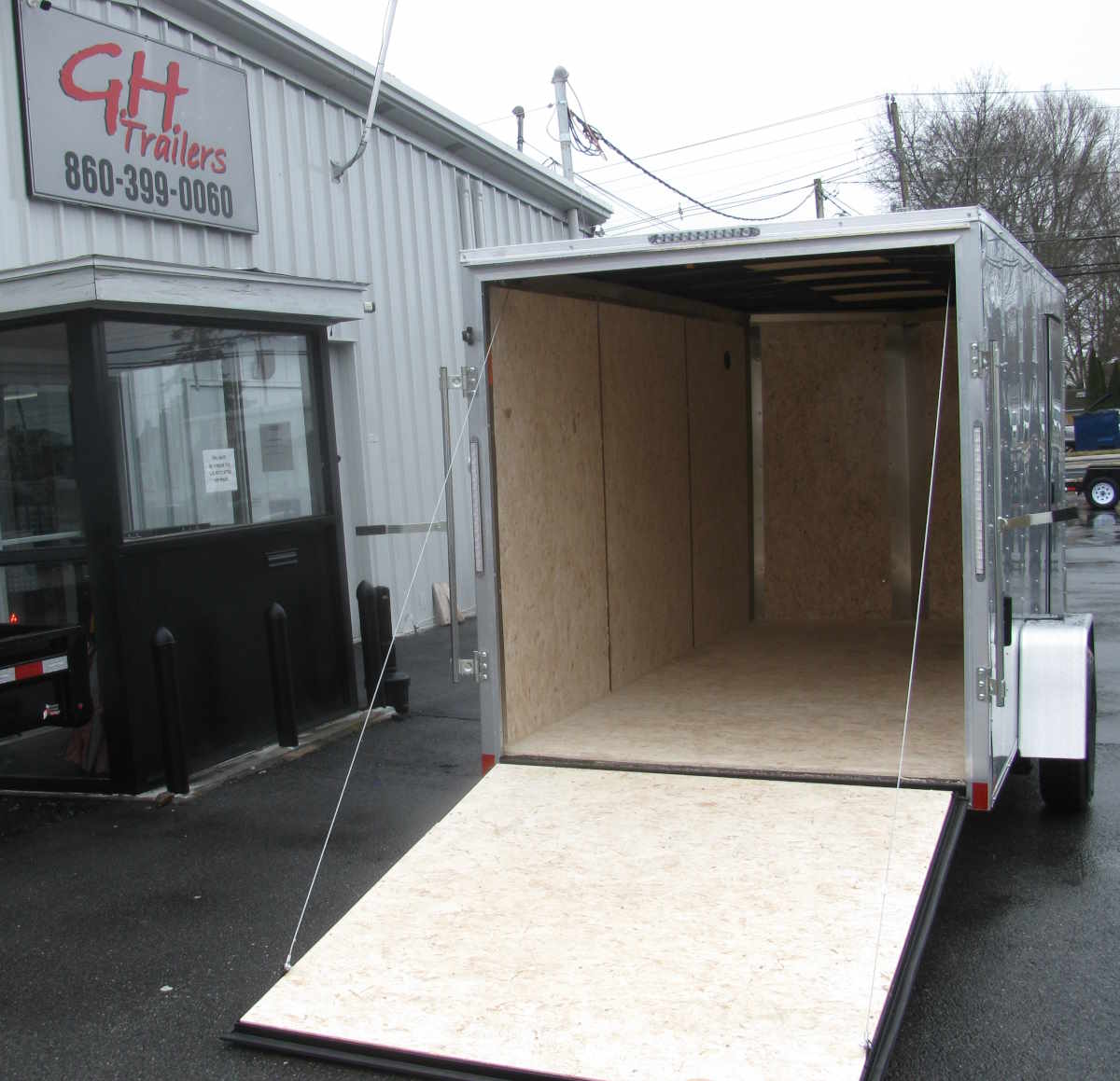 24_PACE_OB612_Ramp_White.jpg 24_PACE_OB612_Ramp_White.jpg
